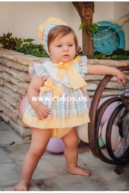Vestido de bebé en cuadros de colores